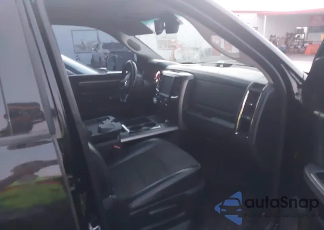 1C6RR6UT2ES356683: 40329500