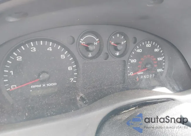 1FTYR10D28PB04185: 40329626