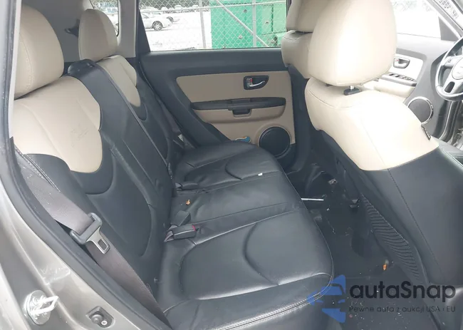 KNDJT2A64D7516417: 40329810