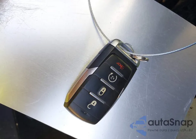 1C6SRFBT0MN601885: 40331370