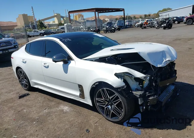 KNAE55LC6N6111602: 40332957