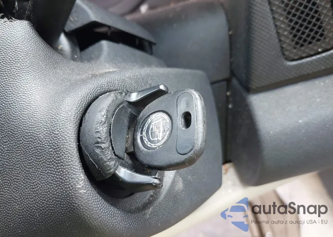 1G6DM577640108279: 40332513