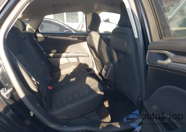 3FA6P0LU7JR225172: 40334189