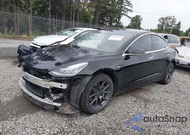 5YJ3E1EB3LF811733: 40334358