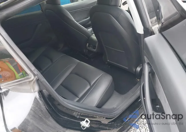 5YJ3E1EB3LF811733: 40334358