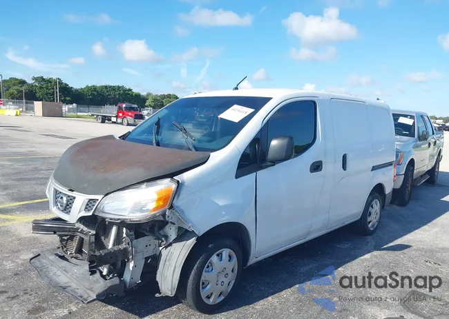 3N6CM0KN5HK696818: 40334418