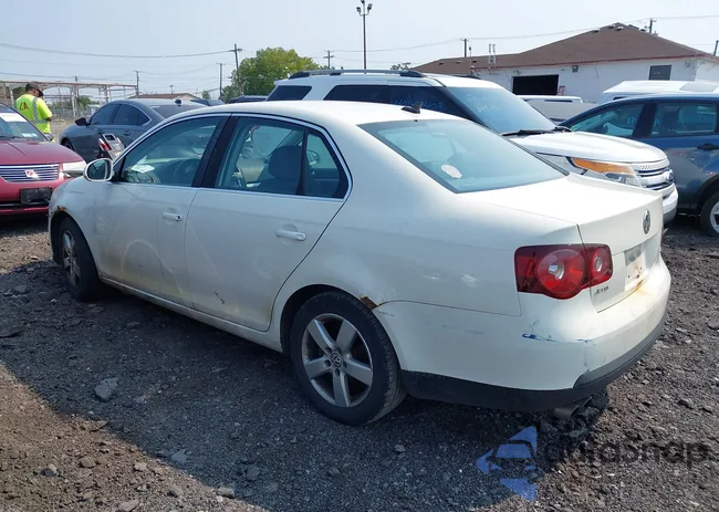 3VWRZ71KX8M077504: 40334453