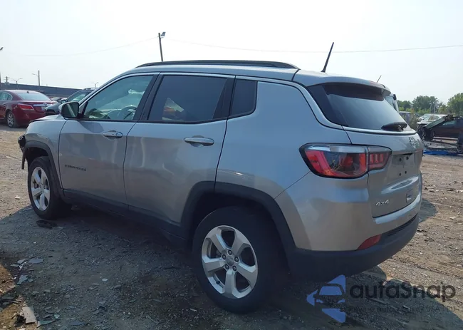 3C4NJDBB2JT399393: 40335373