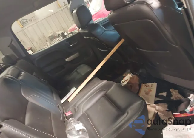 3GCUKREC9EG468945: 40335630