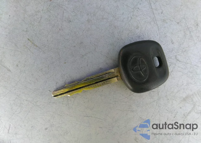 4T1BF28B71U150119: 40335883