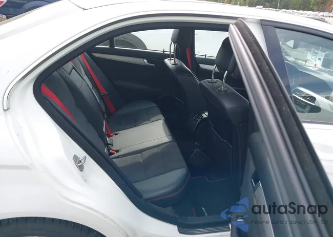 WDDGF8AB7DR251763: 40338045