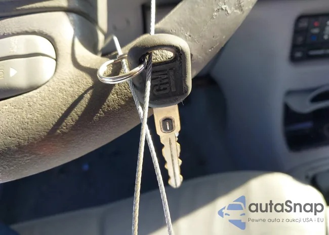 2G4WB55K321186955: 40337619