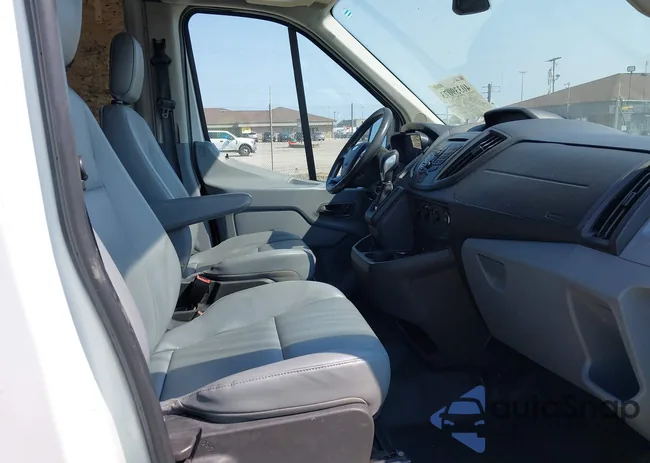 1FTYR2XMXGKB53626: 40339073