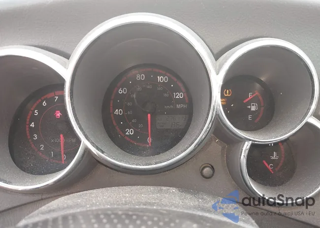 2T1KR32EX8C697610: 40340143