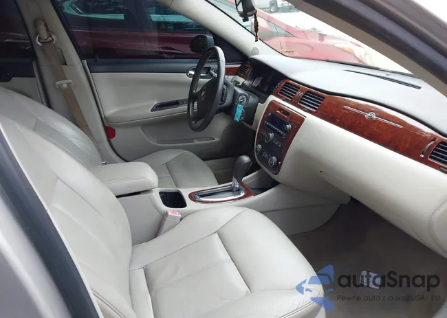 2G1WT58K889253923: 40340773