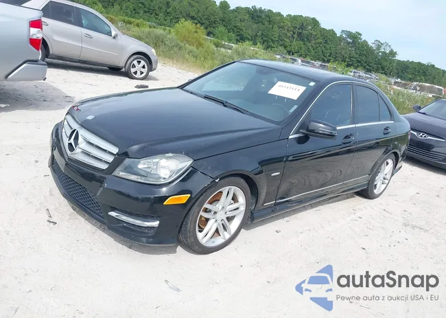 WDDGF4HB3CR215419: 40343114