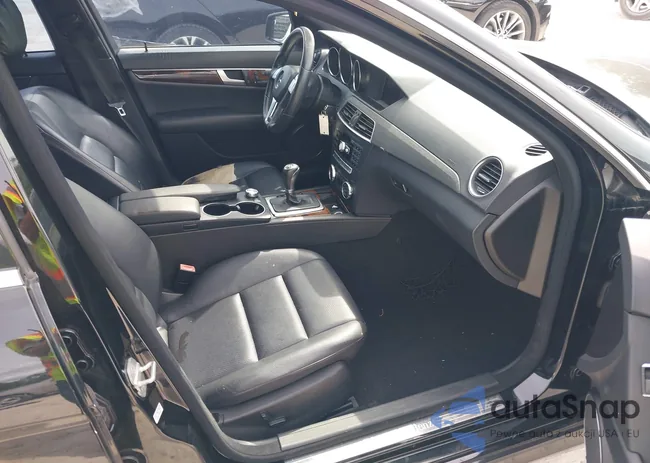 WDDGF4HB3CR215419: 40343114