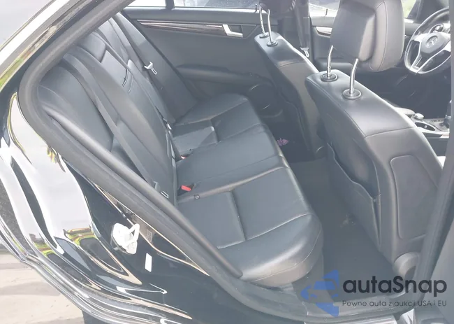 WDDGF4HB3CR215419: 40343114