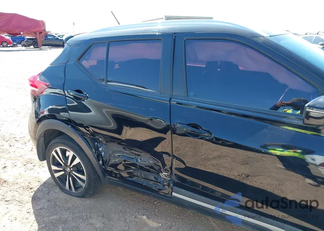 3N1CP5CU2KL528359: 40342602