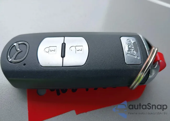 JM3KE4DY1F0529488: 40345083