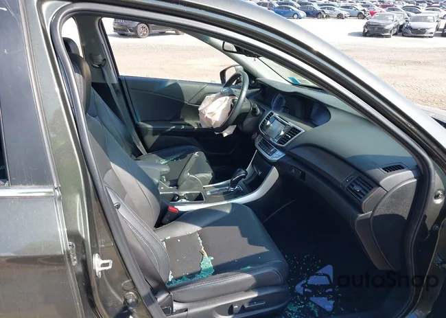 1HGCR2F86DA083267: 40345305