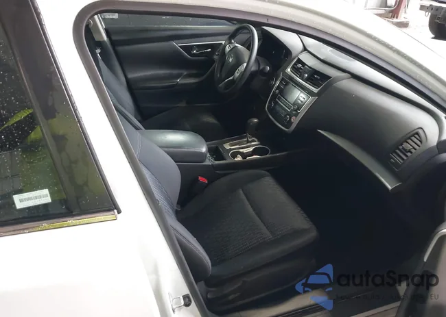 1N4AL3AP5GC203456: 40346747