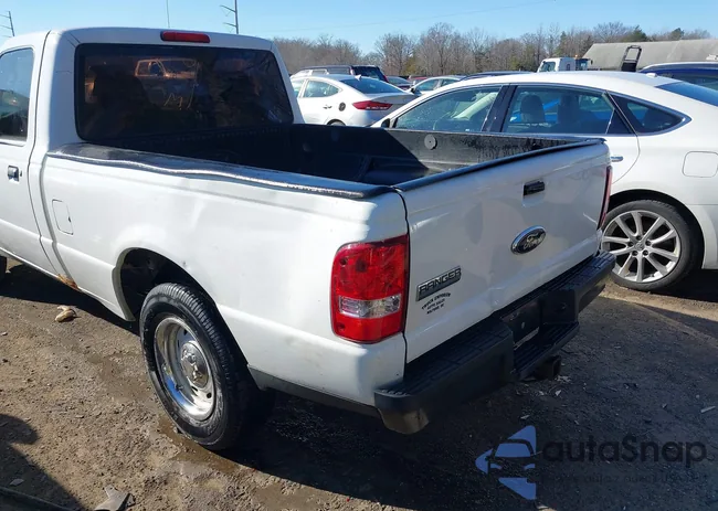 1FTYR10D89PA65281: 40347819