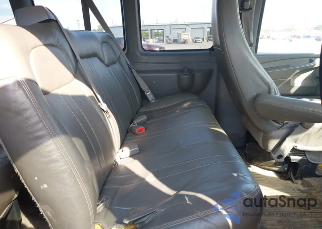 1GKHG39K191105307: 40350757