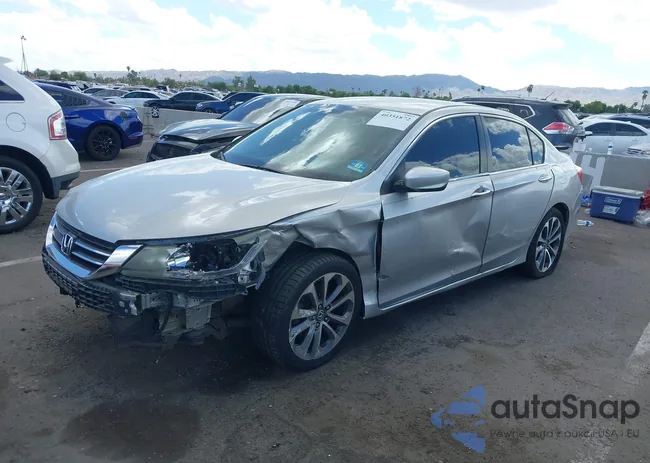 1HGCR2F50EA023878: 40351872