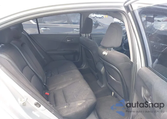 1HGCR2F50EA023878: 40351872