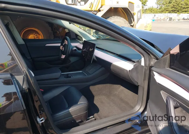 5YJ3E1EA7PF459494: 40352056