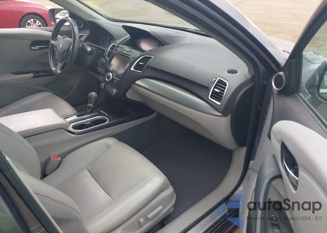 5J8TB4H7XHL018596: 40352189