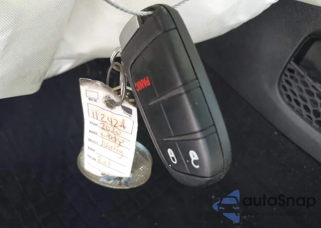 3C4PDCAB3LT268133: 40352352