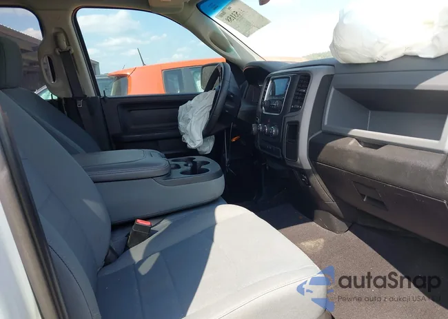 1C6RR7FT3KS620380: 40353158