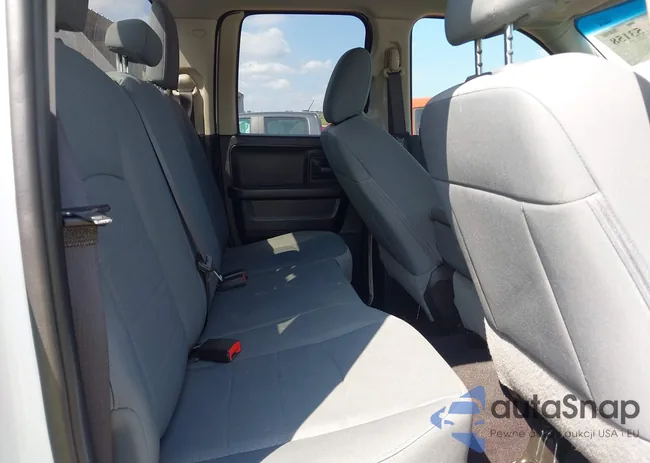 1C6RR7FT3KS620380: 40353158