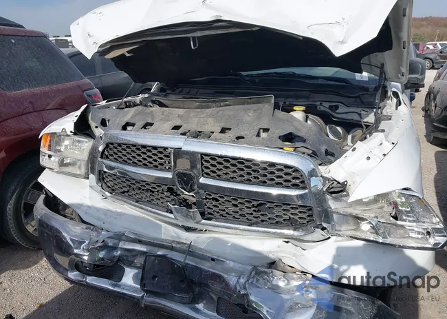 1C6RR7FT3KS620380: 40353158