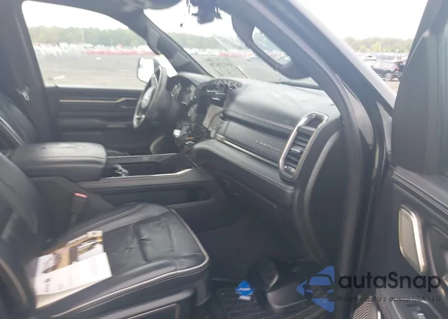 1C6SRFHT7LN386589: 40353678