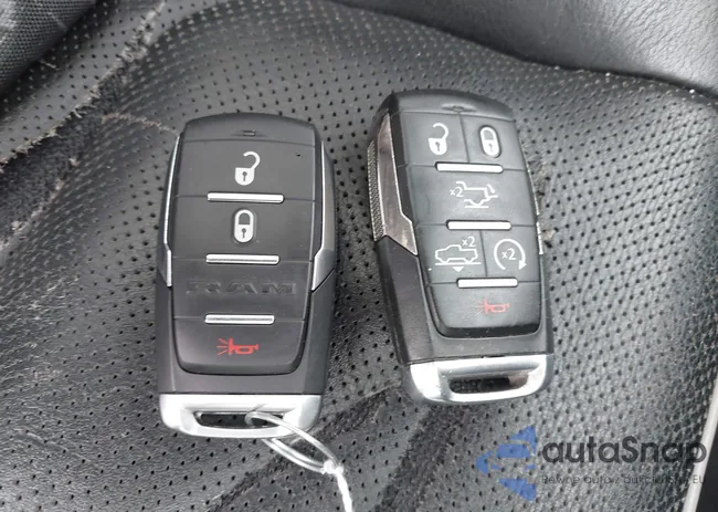 1C6SRFHT7LN386589: 40353678