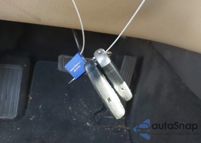 KMHGC4DD6CU171676: 40356018