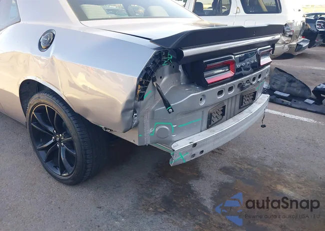 2C3CDZAG6JH204868: 40357155