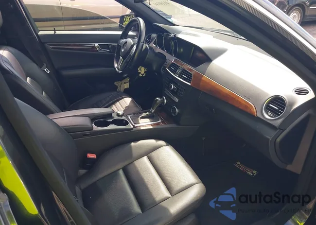 WDDGF8BB6CR192704: 40358144