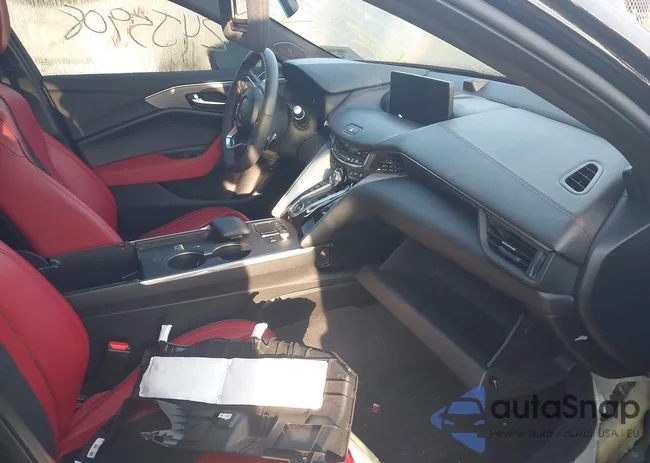 19UUB6F50PA004332: 40357665