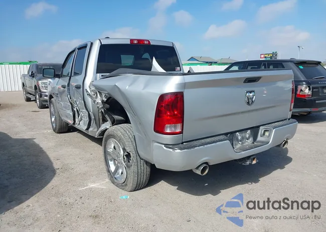 1C6RR6FT6DS592443: 40358916