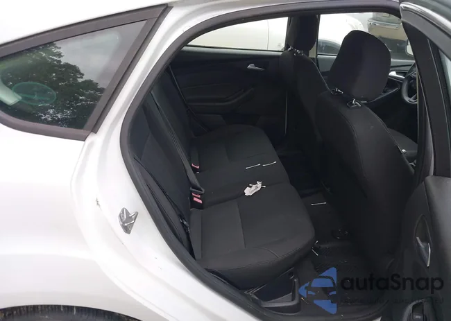 1FADP3K21FL307090: 40361832