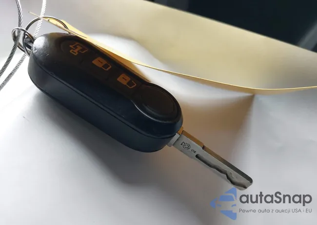 3C6TRVDG4KE520890: 40364045