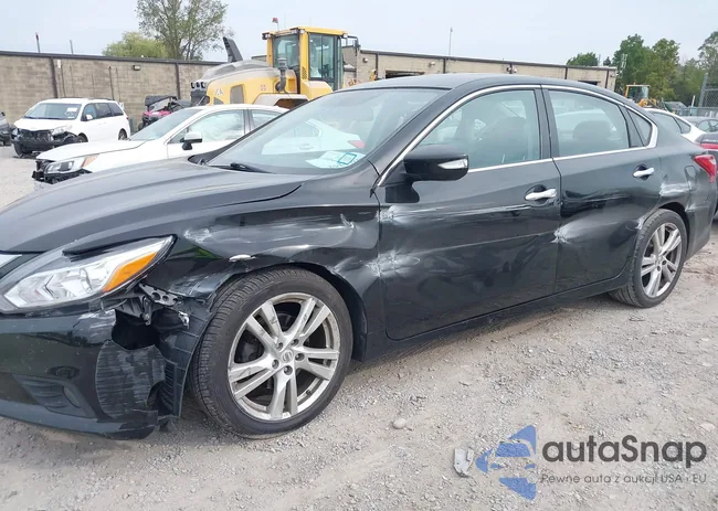 1N4BL3AP3GC111833: 40366252