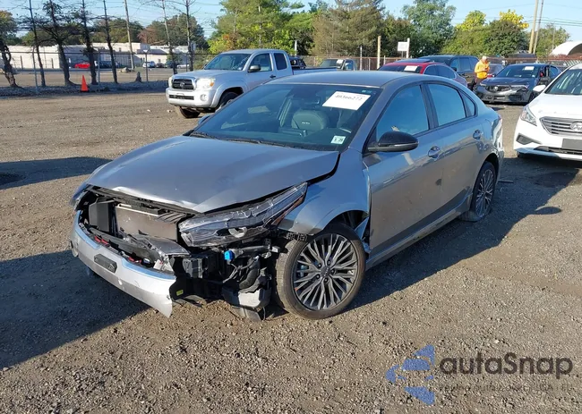 3KPF54AD7RE736815: 40366272