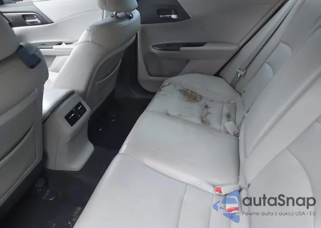 1HGCR3F86DA018912: 40367205