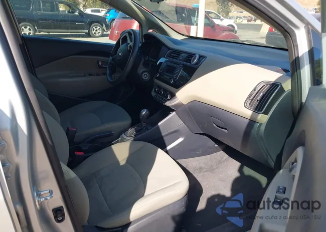 KNADM5A32G6675462: 40369454