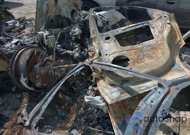 SALYL2EX0KA204542: 40368530